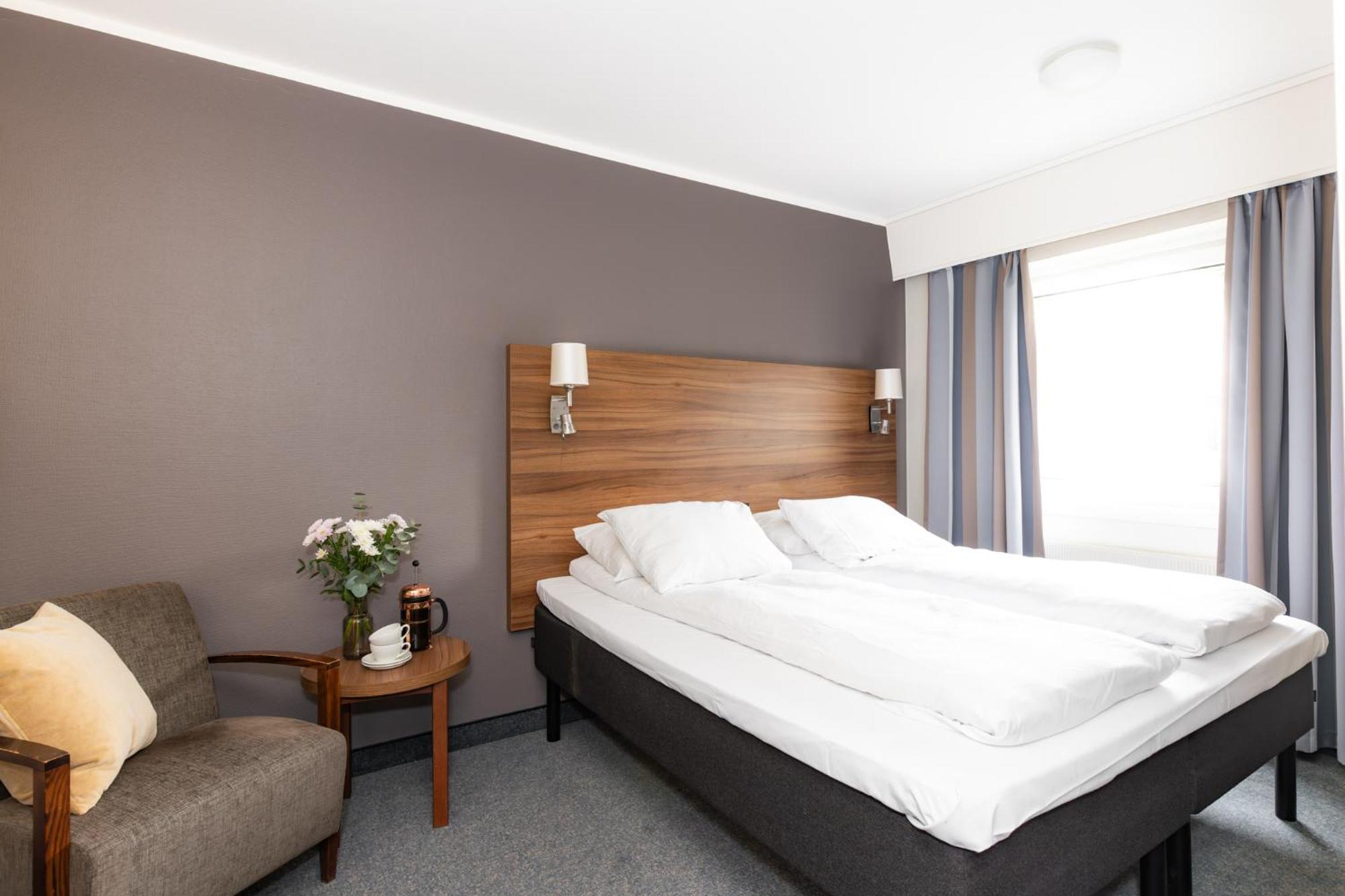 Thon Partner Hotel Backlund Левангер Экстерьер фото