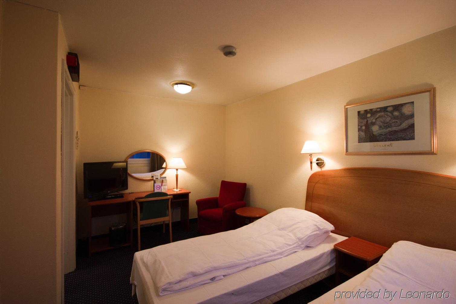 Thon Partner Hotel Backlund Левангер Экстерьер фото