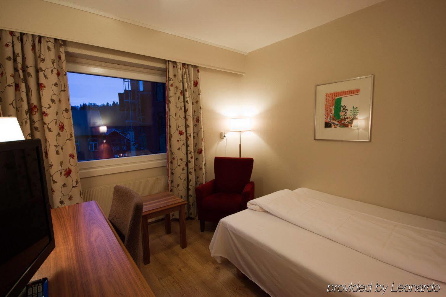 Thon Partner Hotel Backlund Левангер Экстерьер фото