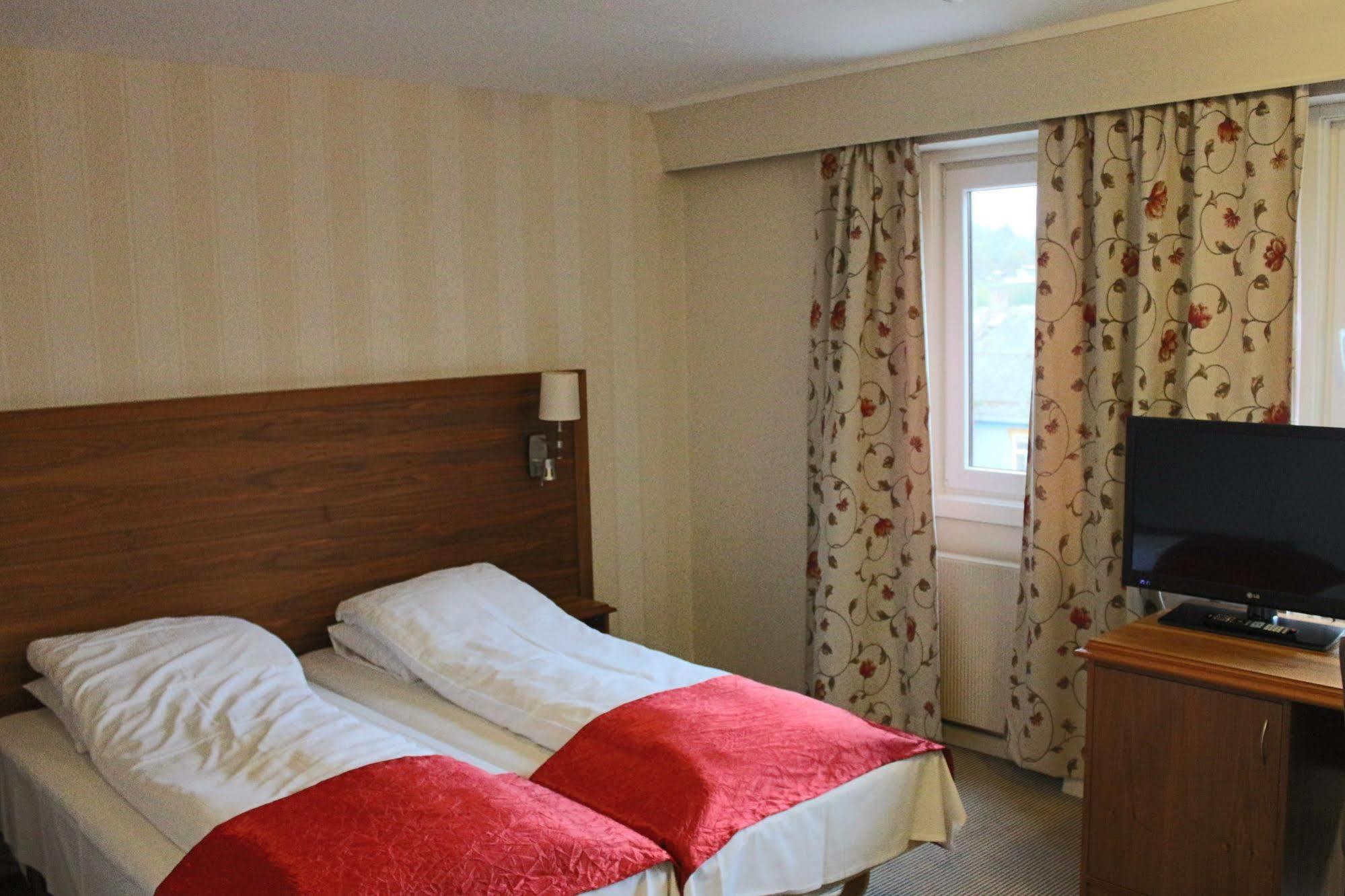 Thon Partner Hotel Backlund Левангер Экстерьер фото